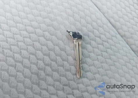 2011 Toyota Camry Le z USA, uszkodzony, nr VIN 4T1BF3EK7BU168812